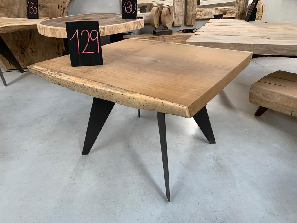 mesa comedor reducida en madera iroko