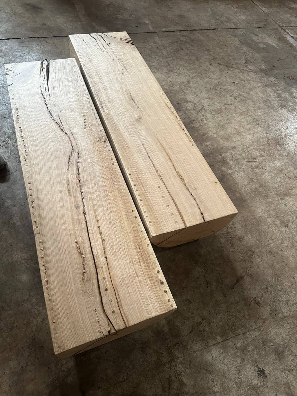 mesas de madera auxiliares