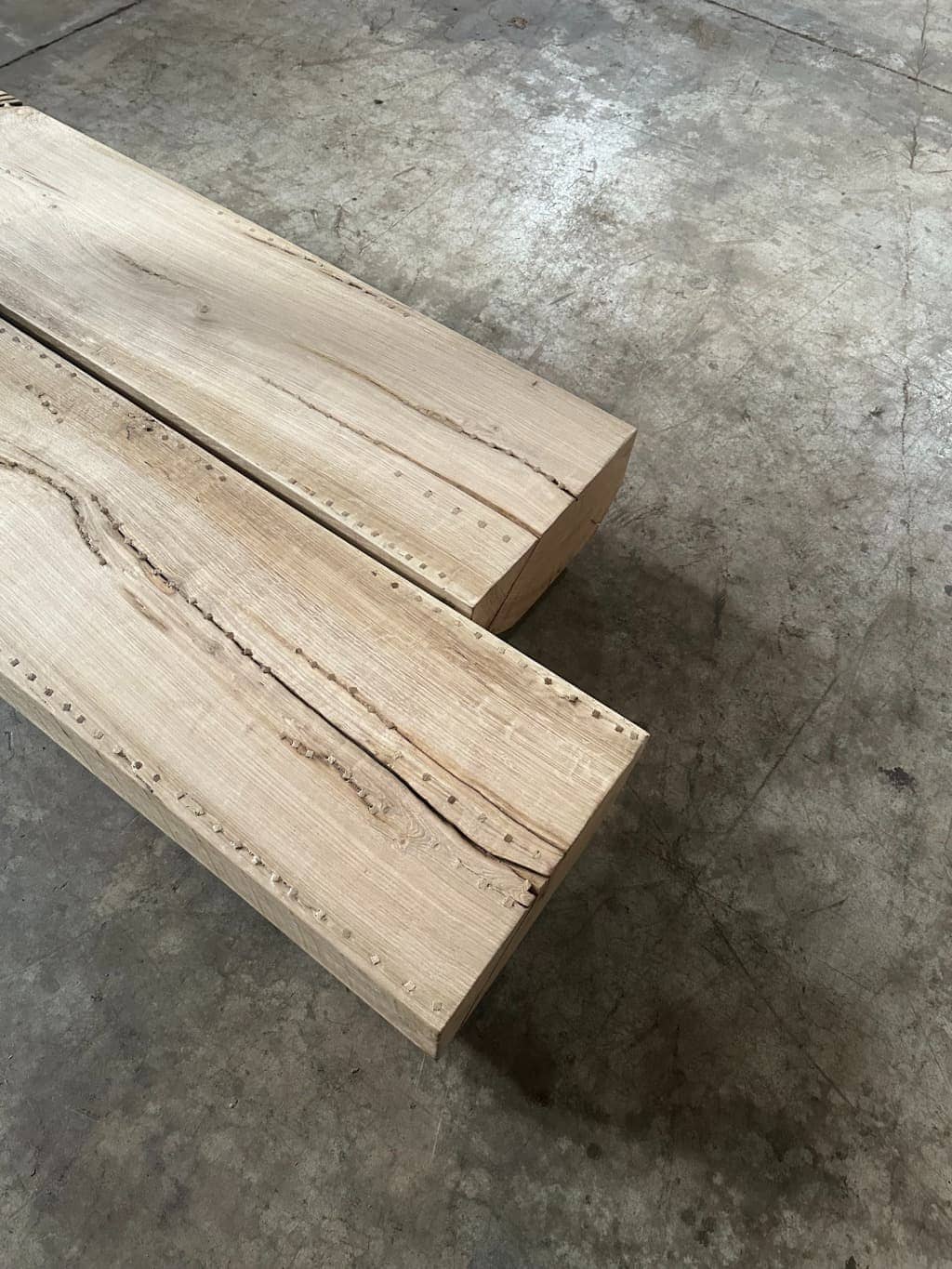 mesas de madera auxiliares en roble francés