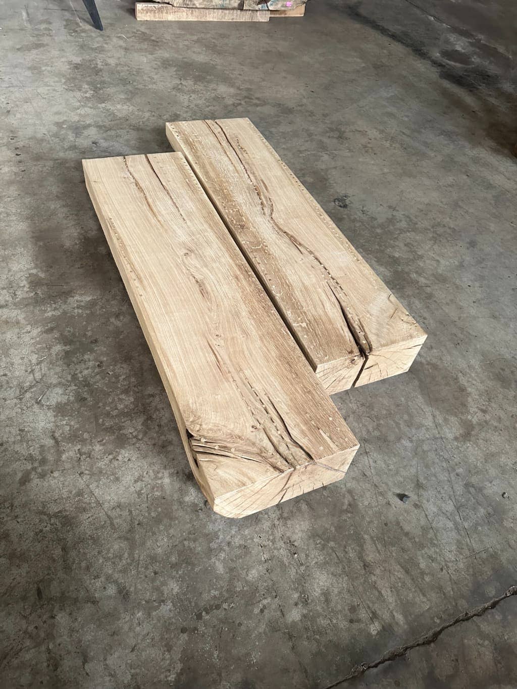 mesas de vigas de roble francés